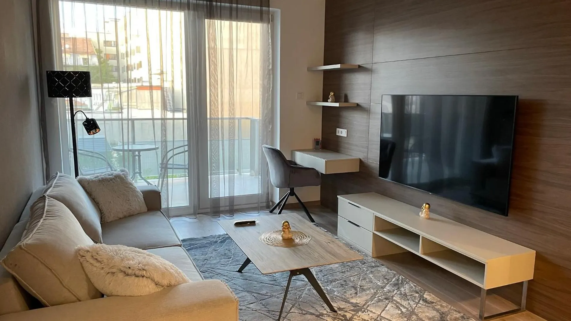 Karzo Property Lk 201 Budapest